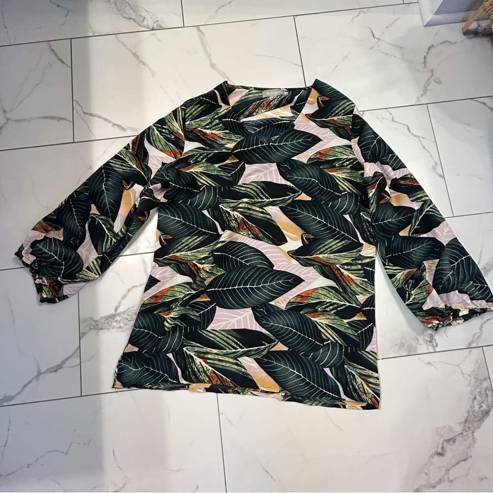 Leaf Patterned Women's Tunic Top - image 6